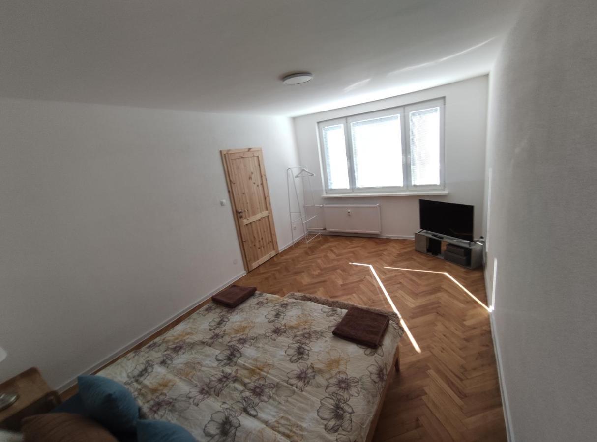 Sky Apartment Prievidza Luaran gambar